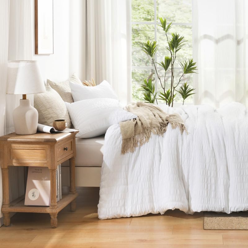 Image of AveLom Seersucker King Comforter Set (104x90 inches), 3 Pieces - 100% Soft Washed Microfiber Lightweight Comforter with 2 Pillowcases, All Season Down Alternative Comforter Set for Bedding, White