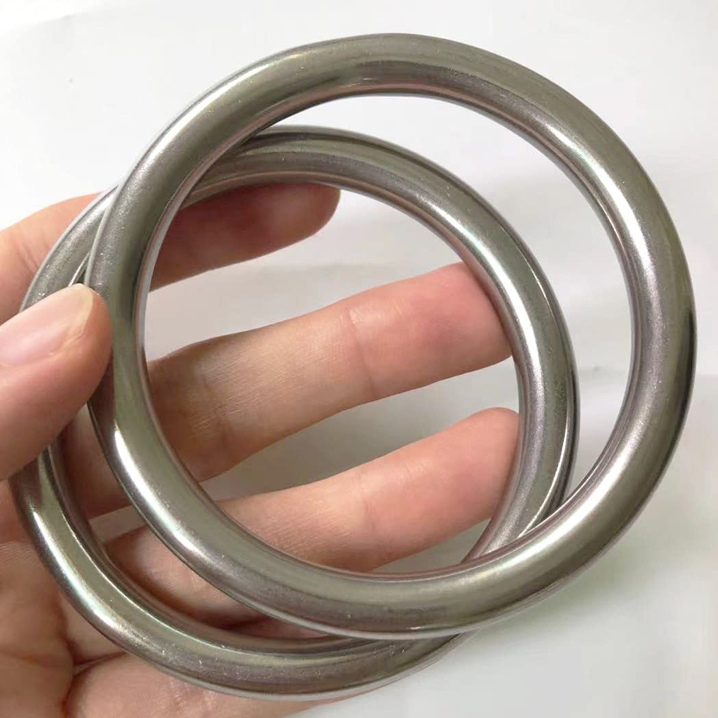 3" Metal O-Ring, 2 Pack 304 Seamless Welding Stainless Steel Rings Heavy Duty Smooth Solid Multi-Purpose Big Ring for for Crafts, 8mm x 60mm