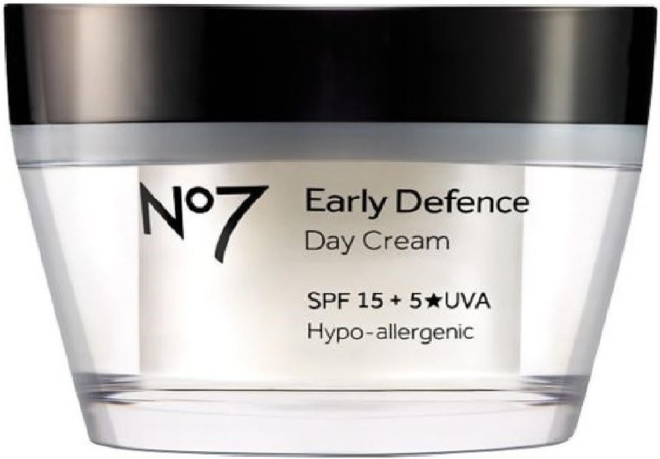 EARLY DEFENCE DAY CREAM VITAMIN A (3800)50ML SPF15 BNIB