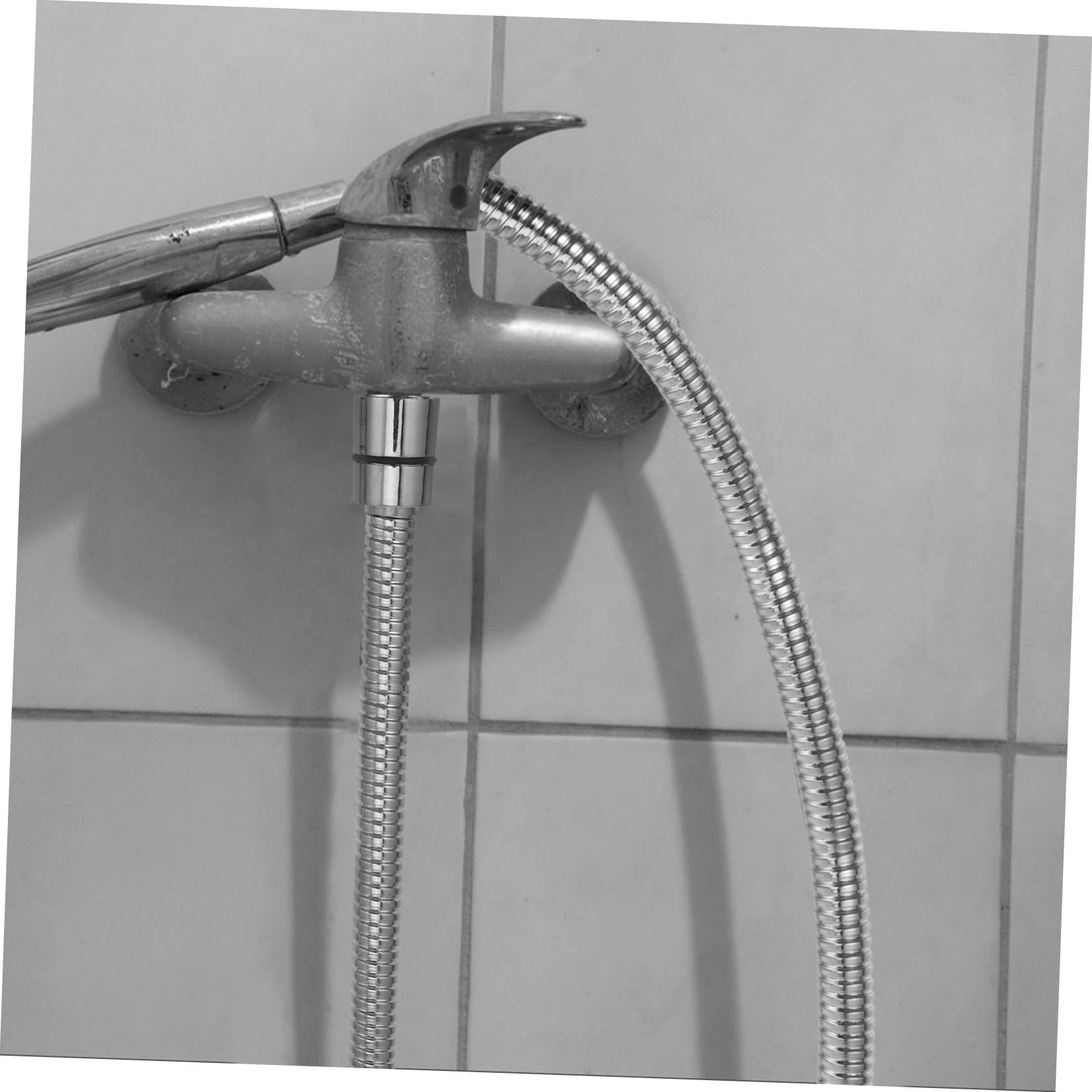 Manguera de ducha flexible de alta presión de acero inoxidable de 2 m, antitorceduras, conector roscado macho y hembra, ideal para grifos de baño, y fiable