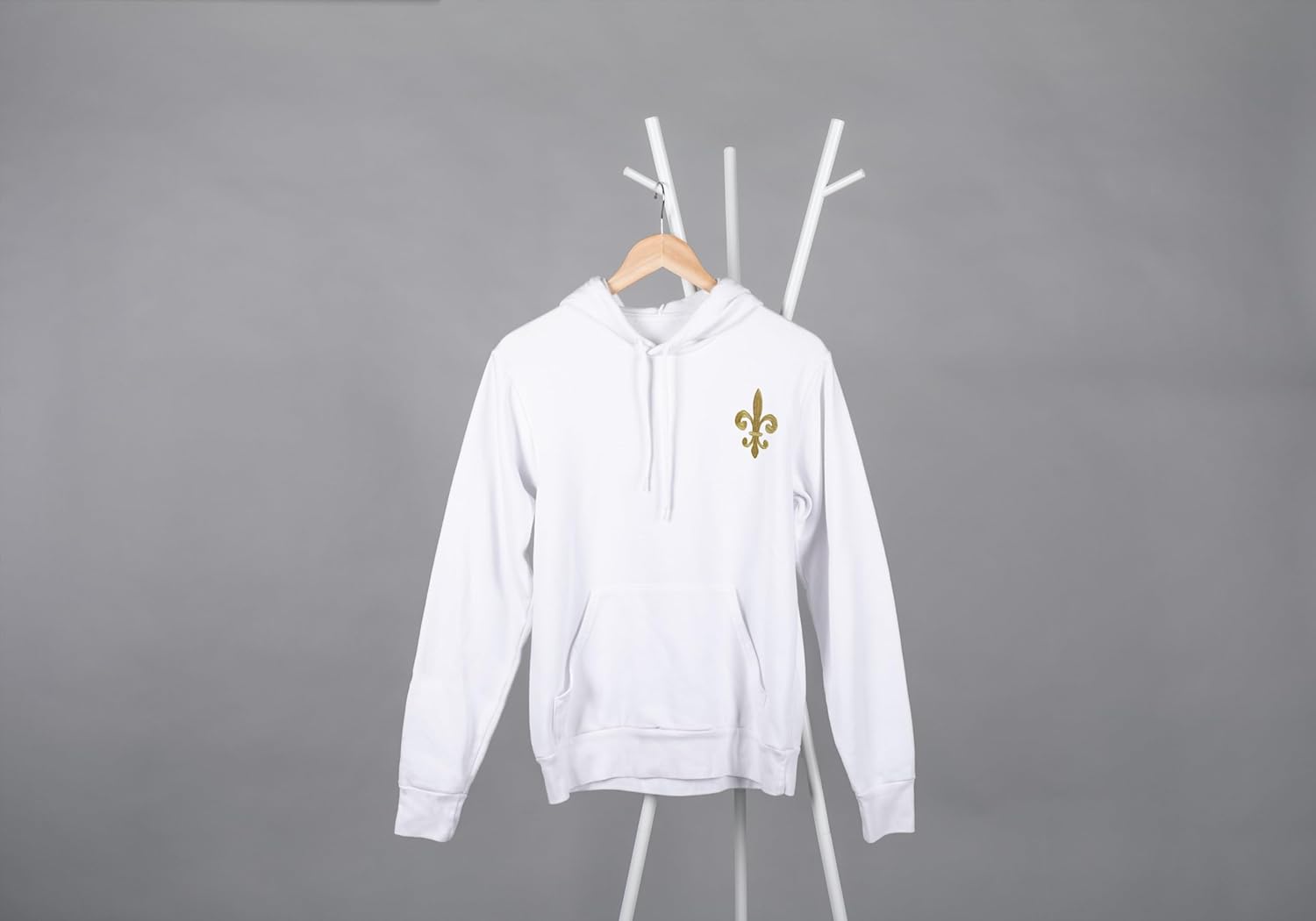 10 Pcs Gold Lily Patches Iron On Embroidery Lilium Custom Patch Sew On Applique for Arts Crafts DIY Decor Jeans Jackets Clothing Bags Backpack (2.5x3.34 Inches)