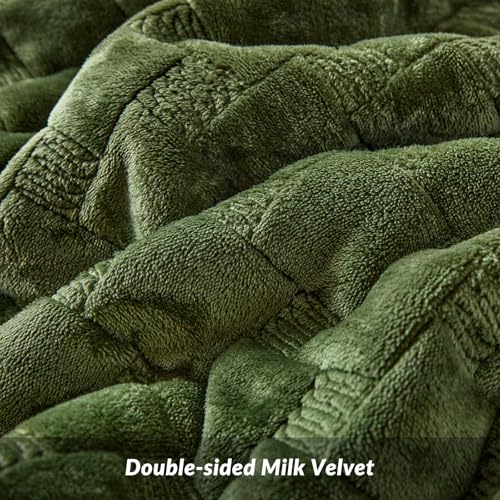 Olive Green Velvet Quilt  - image 5