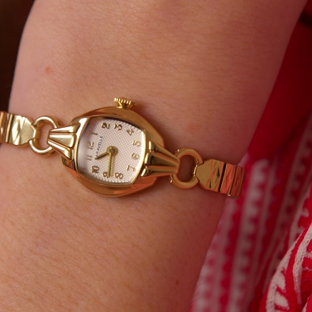 Amazon.com: Caravelle by Bulova Ladies Quartz Vintage Classic