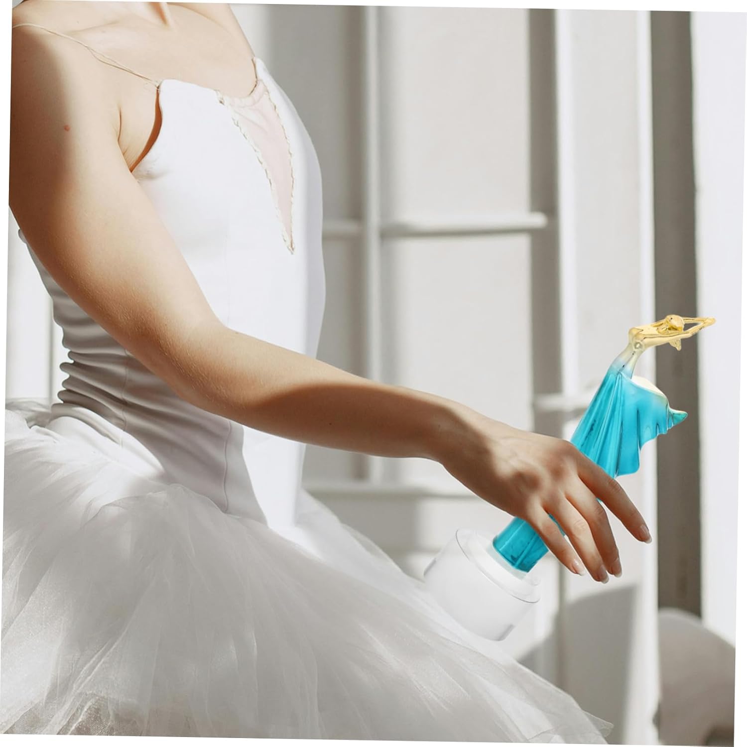 BESPORTBLE Dance Trophy Ballet Dancing Girl Statue for Dance Competitions School Awards and Performance Recognition Inspiring Keepsake for Teens and Boys and Girls