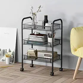 Carrinho Organizador Aramado com Rodinha Fruteira 3 Compartimentos Andares Cozinha Metal - 63x44x27cm. Charmoso, funcional e moderno para qualquer ambiente.