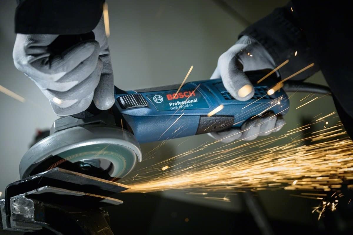 Bosch Professional amoladora angular GWS 19-125 CI (incl. filtro de protección contra el polvo, brida, tuerca de apriete, cubierta protectora, llave de dos agujeros, empuñadura auxiliar)