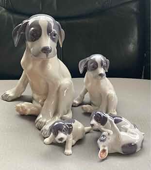 ロイヤルコペンハーゲン　 犬　ポメラニアン　陶器　置物 ロイヤルコペンハーゲン ポメラニアン 犬 2015年 イヤーフィギュ