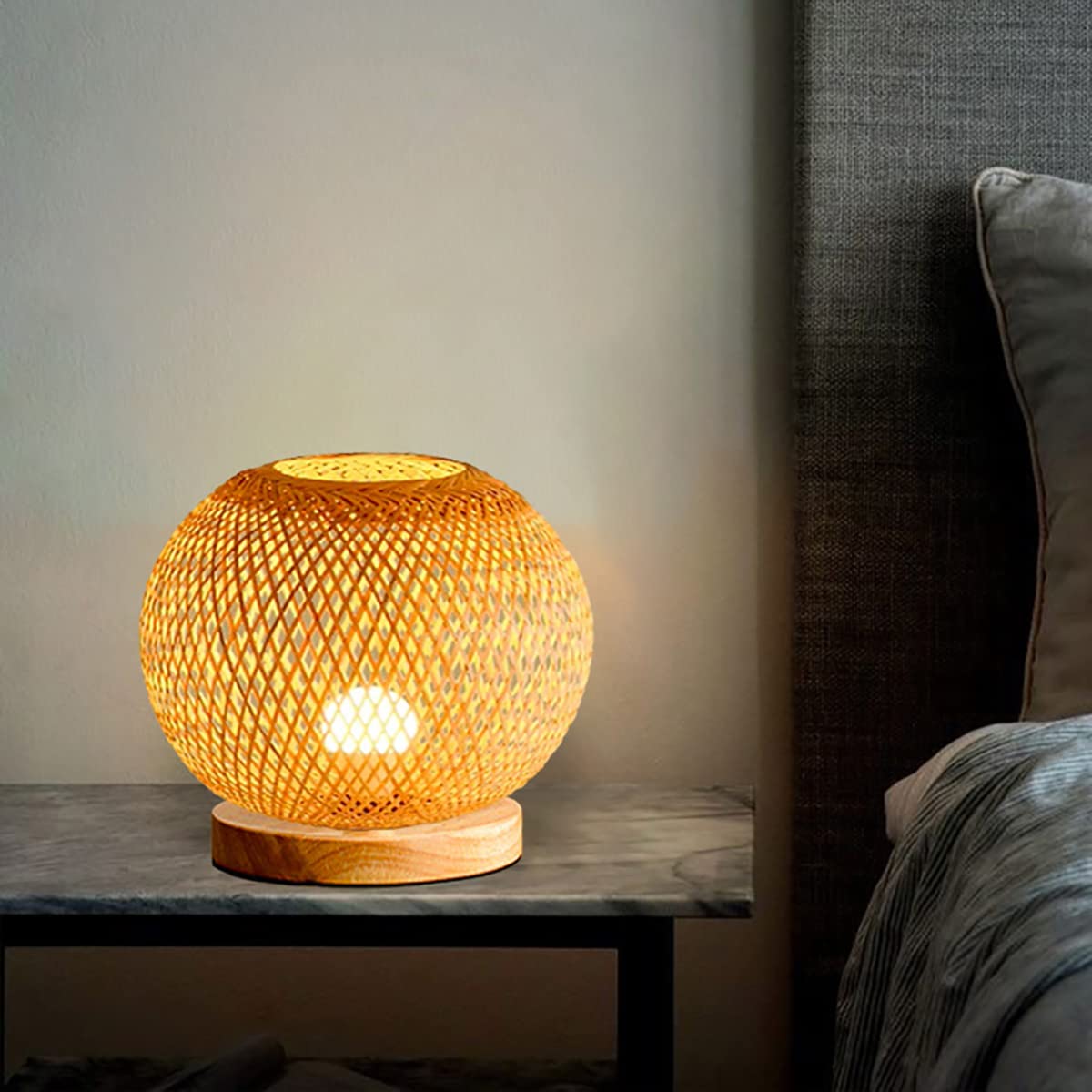 Handwoven Bamboo Table Lamp Ellipsoid Bamboo Lantern Lampshade Bedside Lamp Table Light Fixture Decorative Table Lighting Night Light for Bedroom, Living Room