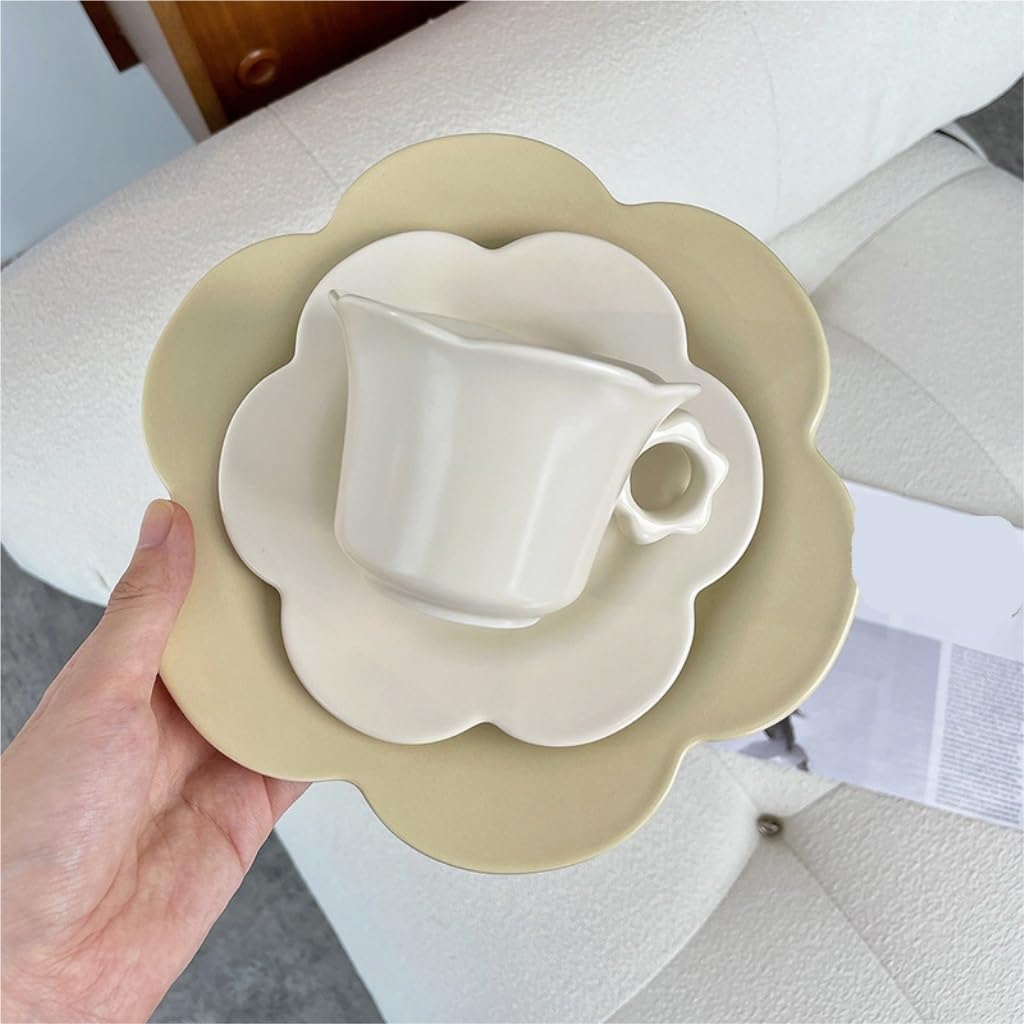 Zestawy kubków i talerzyków Kreatywna ceramiczna filiżanka do kawy i spodek, filiżanka do herbaty popołudniowej Flower Side