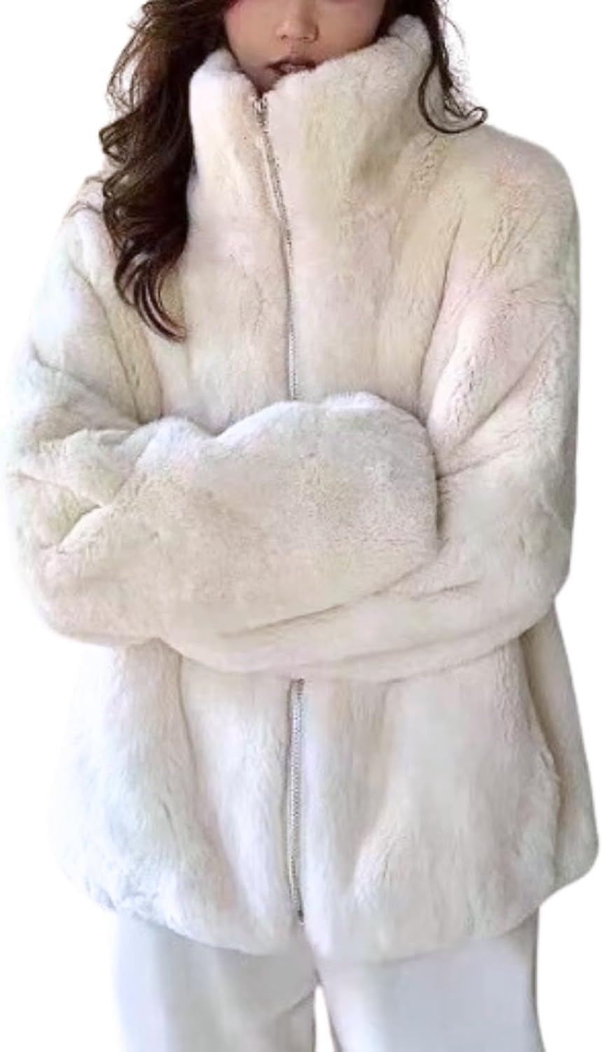 新作☆レジンヘアゴム　聖なる夜に　クリスマスレッドとホワイトラメ❷ 新作☆レジンヘアゴム 聖なる夜に クリスマスレッドとホワイトラメ➁