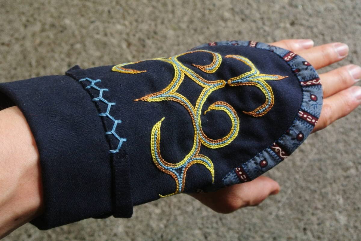 アイヌ民族衣装 刺繍 テクンペ