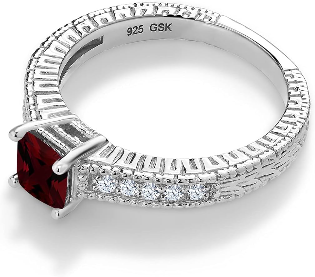 Gem Stone King 1.07 Ct Princess Cut Red Garnet White Created Sapphire 925 Sterling Silver Ring