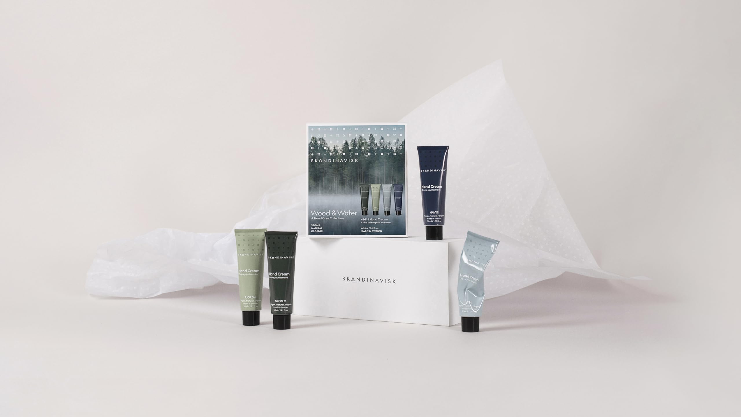 Skandinavisk Wood & Water Giftset of 4 Mini Handcreams. SKOG 'Forest', FJORD - Image 3