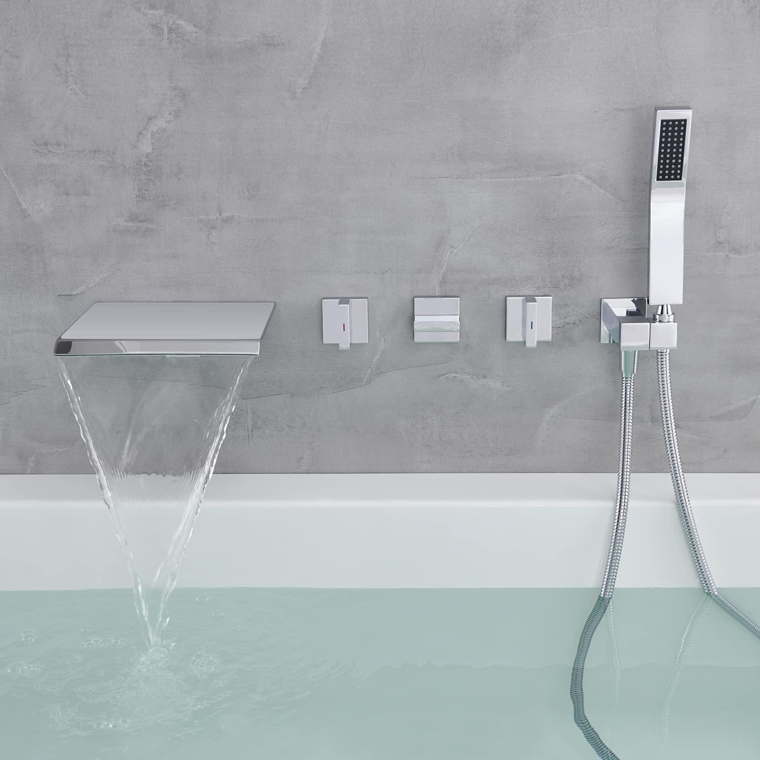Grifería Mural Tipo Cascada con Ducha de Mano, Juego de grifos de Agua fría y Caliente de latón para baño contemporáneo, Acabado Cromado Pulido, 3 manijas.