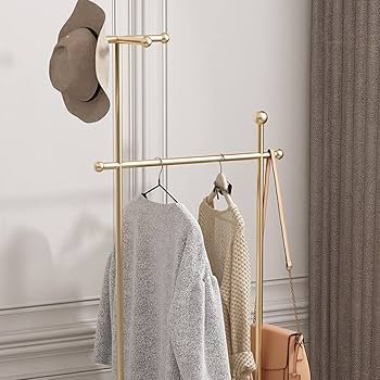 金属製　大理石ベース　ポールハンガー　ハンガーラック　コートハンガー　ゴールド Amazon｜ポールハンガー モダンな金属製衣類ラック 大理石ベース