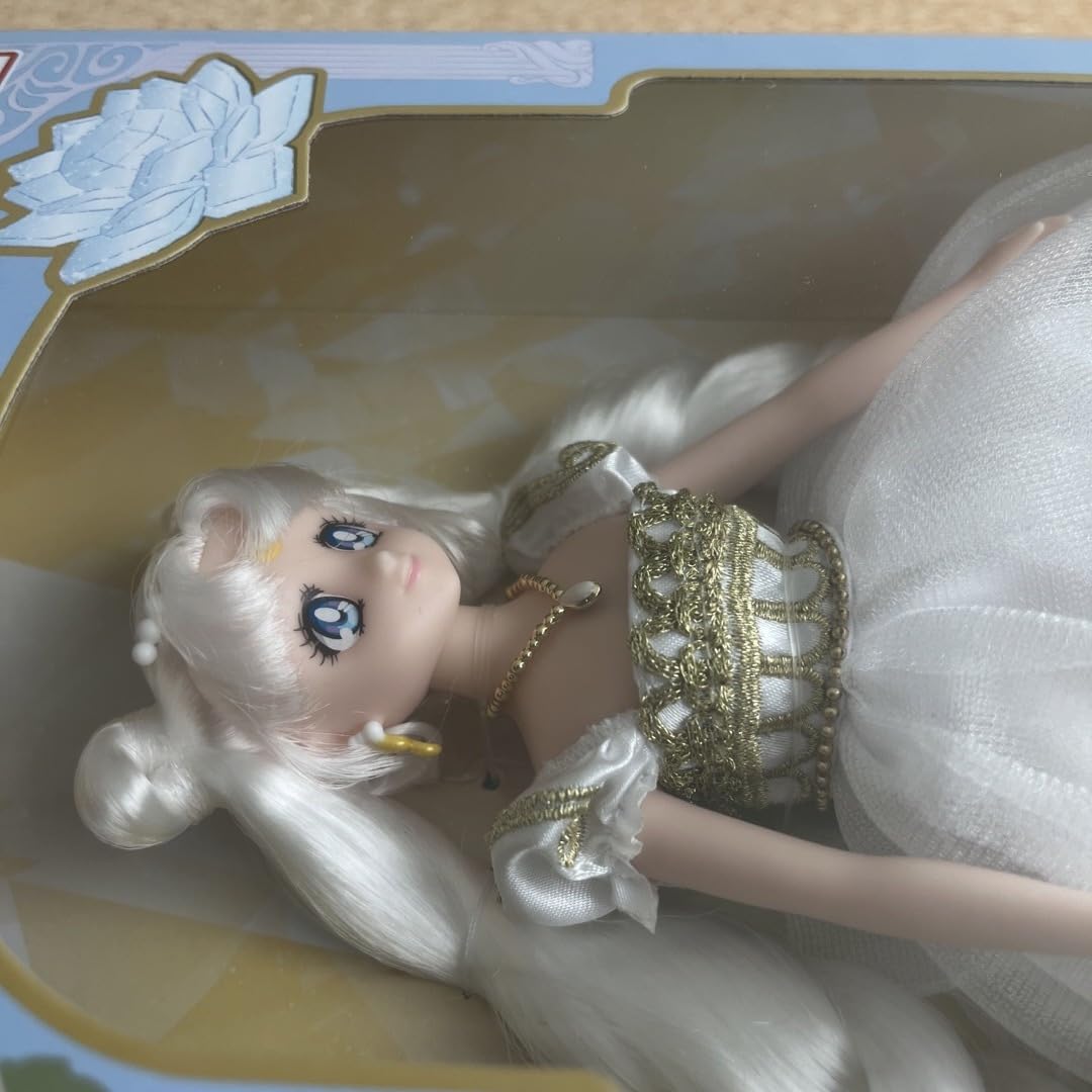 Amazon.co.jp: セーラームーン 限定 プリンセスセレニティ 銀髪