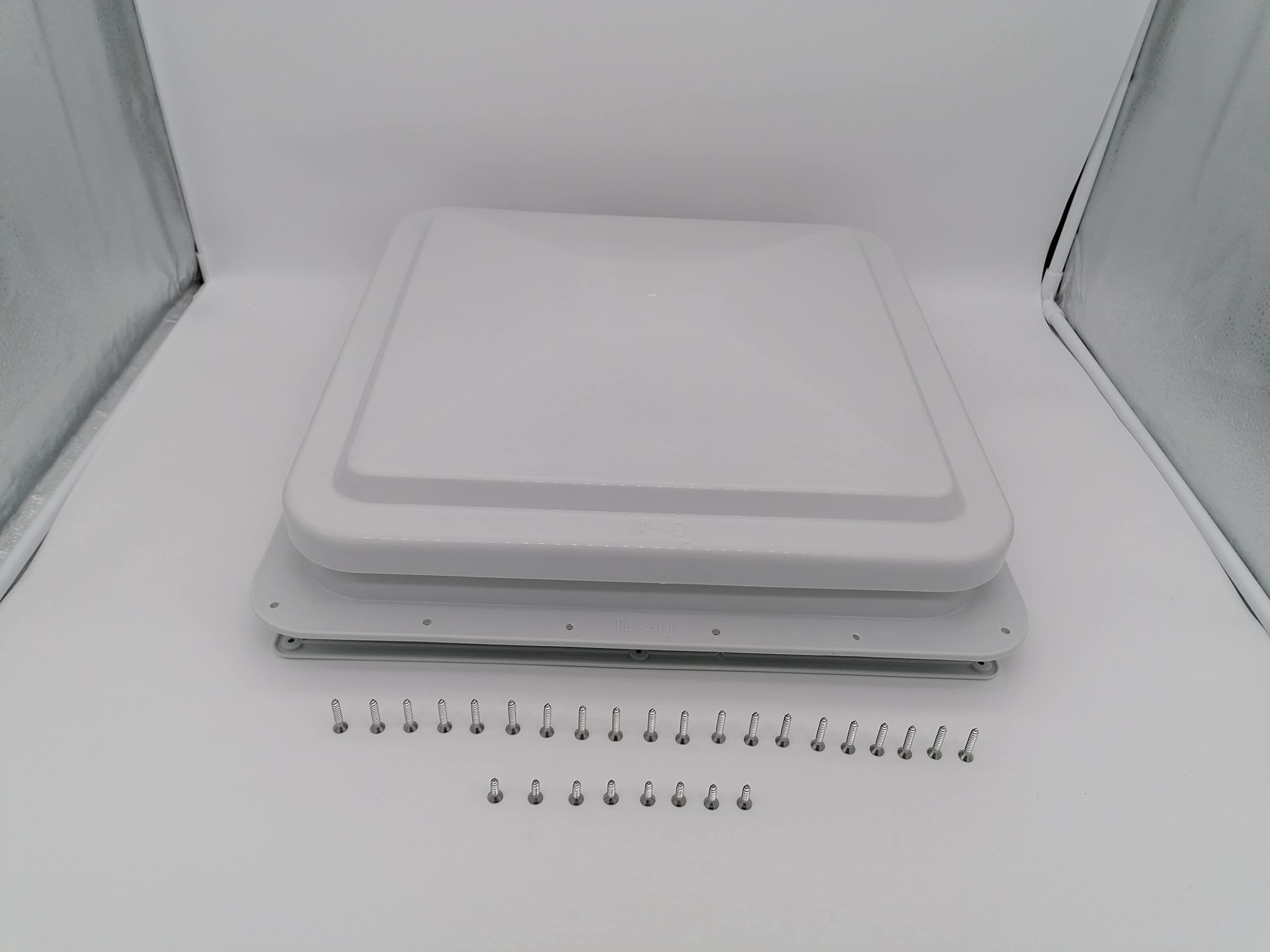 CR-MOESANCO Kit Claraboya con Mosquitera y Tornillos de Montaje, Ventanas de Techo 40 x 40 TF40, con Manivela para Caravana, Material Termoplástico Resistente a Rayos UV, Color Gris Claro