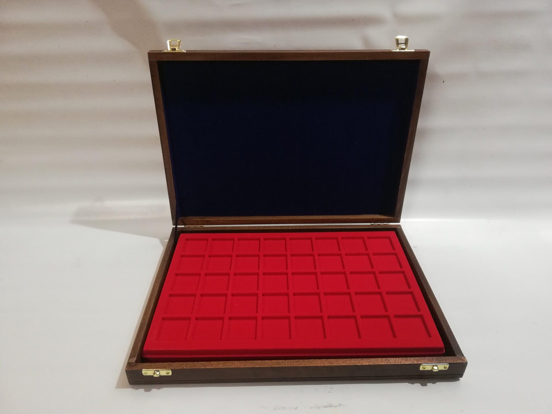 Coffret en Bois pour pièces et médailles avec Deux Plateaux extractibles en Velours – Fait Main en Italie, numéroté, Personnalisable