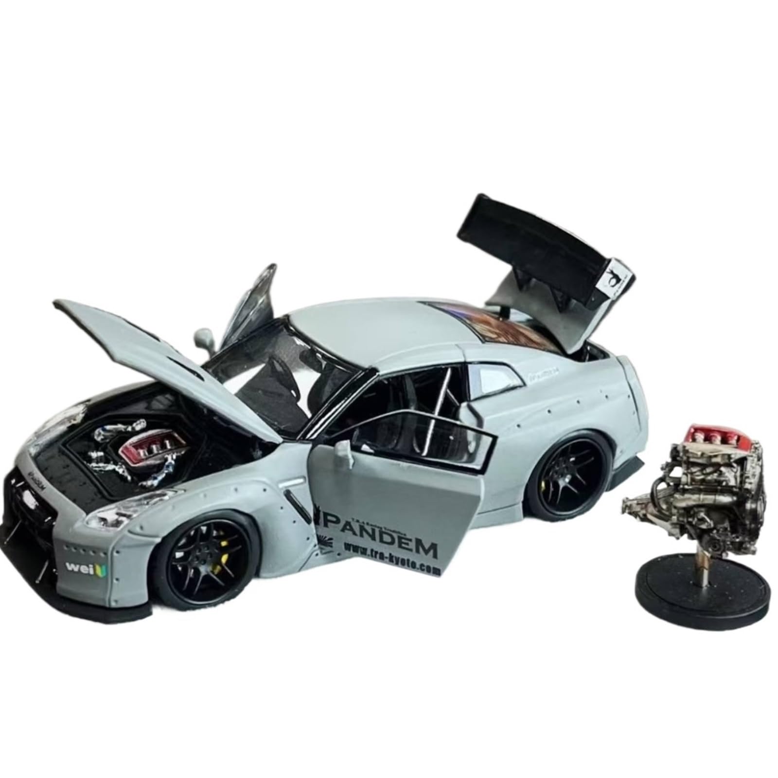 Metallo Scala Replica 1 64 Per La Collezione Di Modelli Auto In Lega Nissan GTR R35 Rocket Bunny Wide Body Combat Gray Hobby Veicoli Giochi Set
