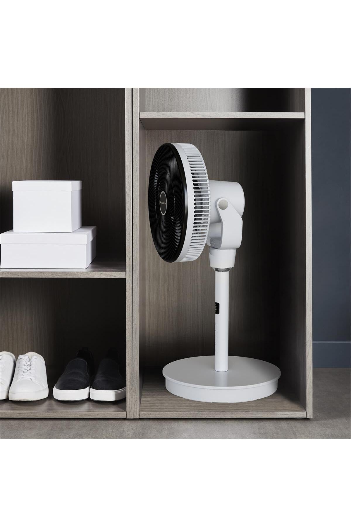 Rowenta Ventilatore a piantana Turbo Swift Silence, rinfrescante intenso, estremamente silenzioso con soli 20 dB(A), oscillazione multidirezionale, modalità silenziosa (Ricondizionato)