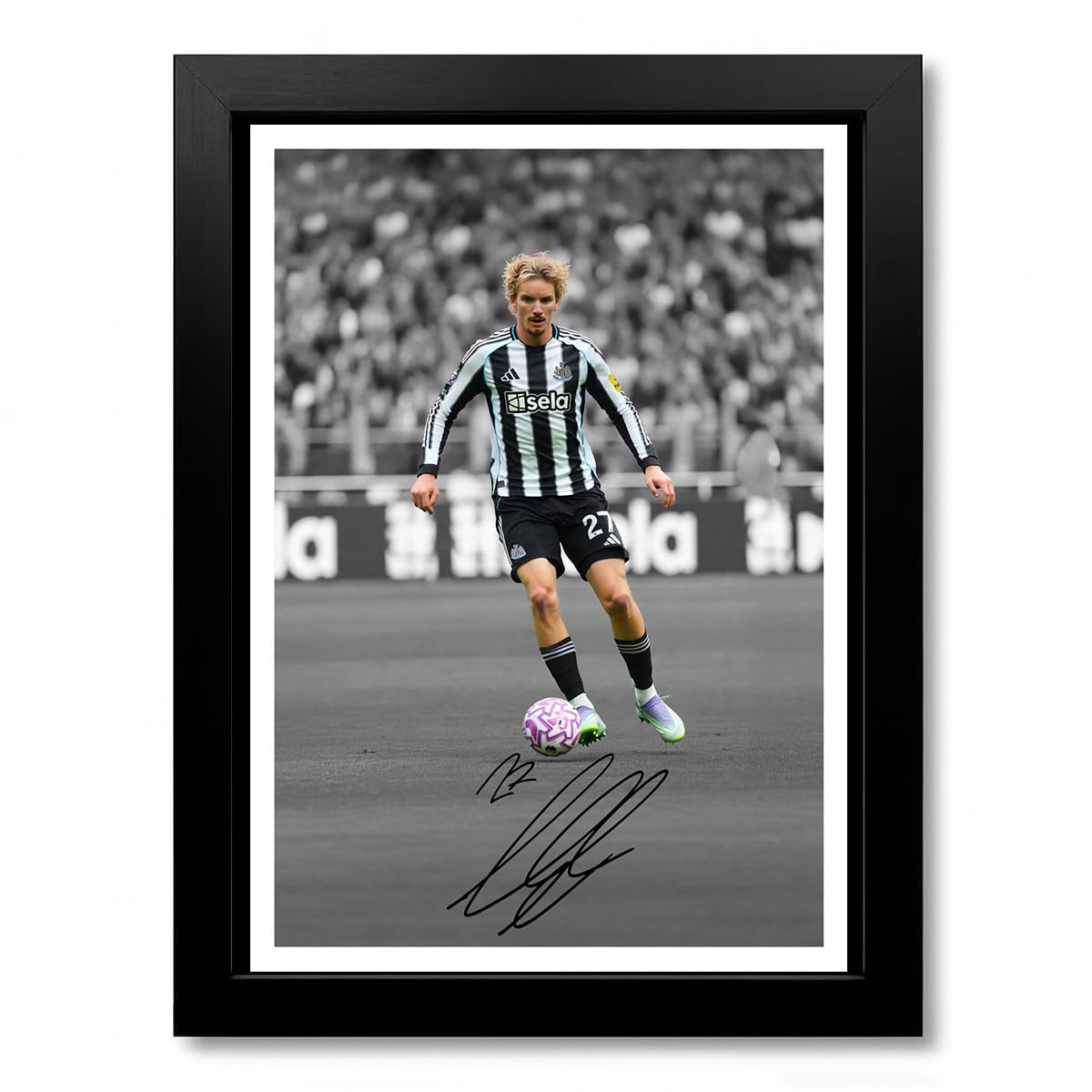 Mounted Gifts Trading A4 Framed & Mounted B+W Nick Woltemade Newcastle United Signed Photo Poster Print Picture Display Framed Autograph Memorabilia For Football Fans Gift Germany (A4 Framed & Mounted B+W)