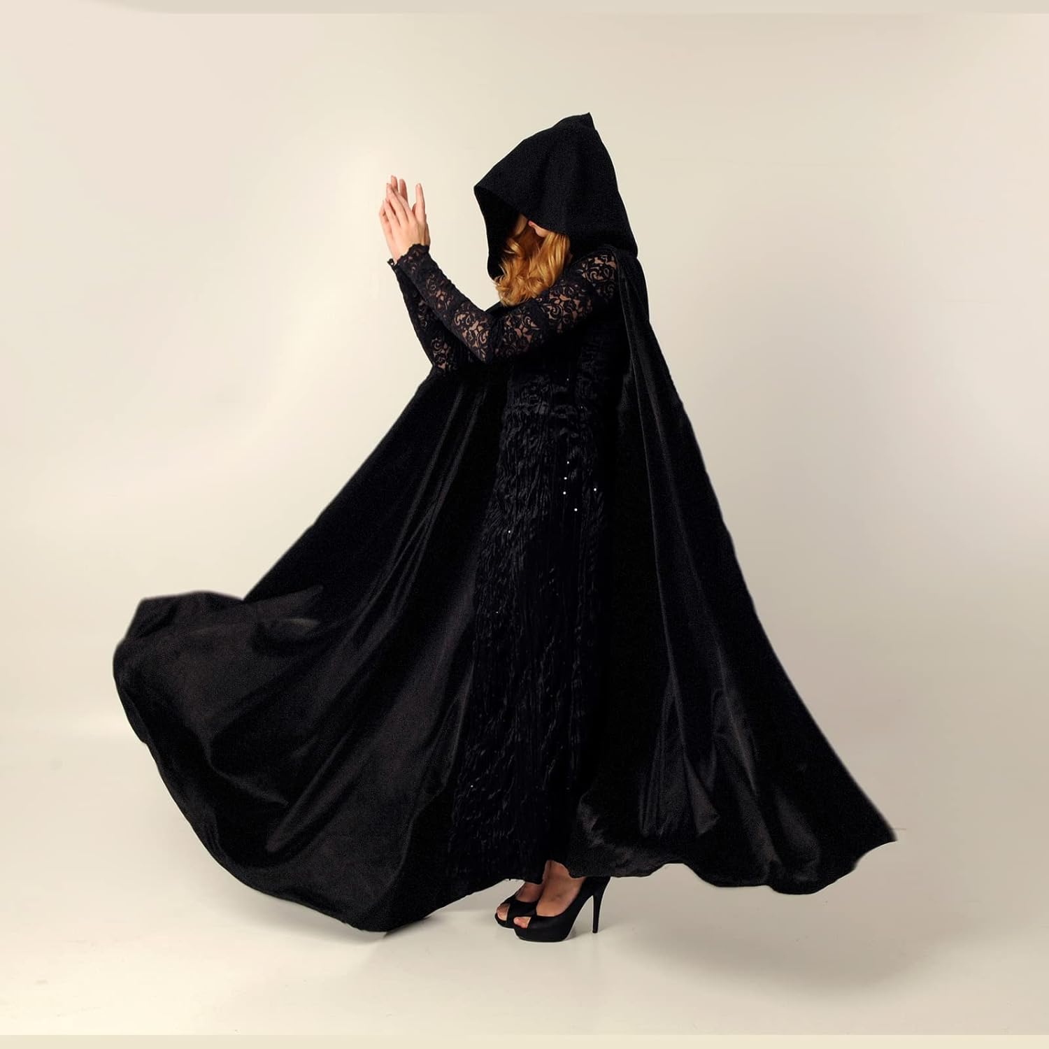 Halloween Cloak, Hooded Cape Cosplay Costume Unisex Robe Velvet Cloak - Image 3