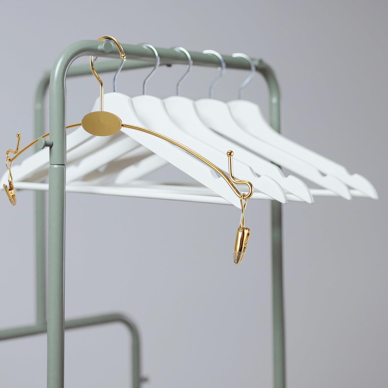 Lurrose 10 grucce con clip in metallo, grucce antiscivolo per biancheria intima (mutandine e reggiseni), stendino per bucato, armadio dorato