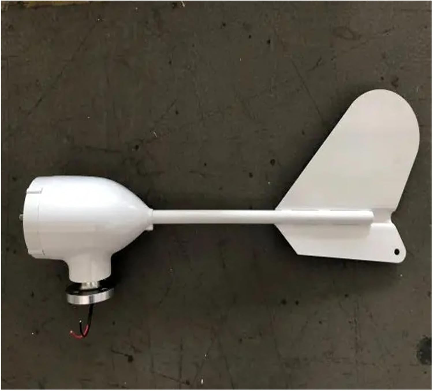 風力発電機 500W 12V 24V 48V 3 5 ブレード DC コントローラーが付いている横の風力タービン発電機 高い風力エネ