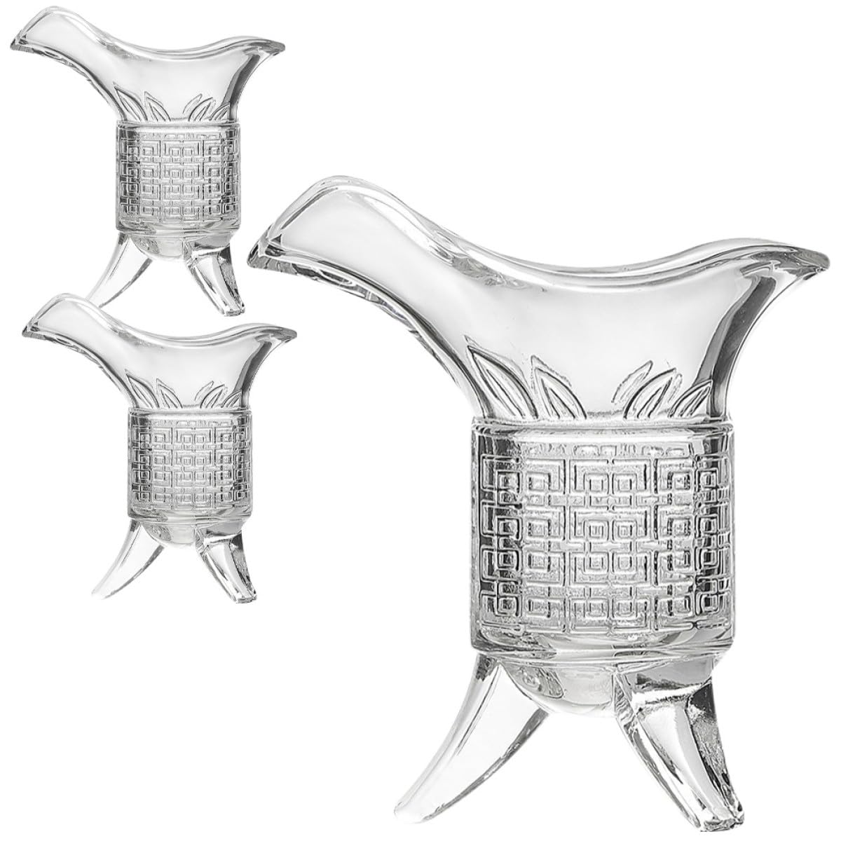 Carafon et verres à liqueur vintage pour soirée et fête de salon
