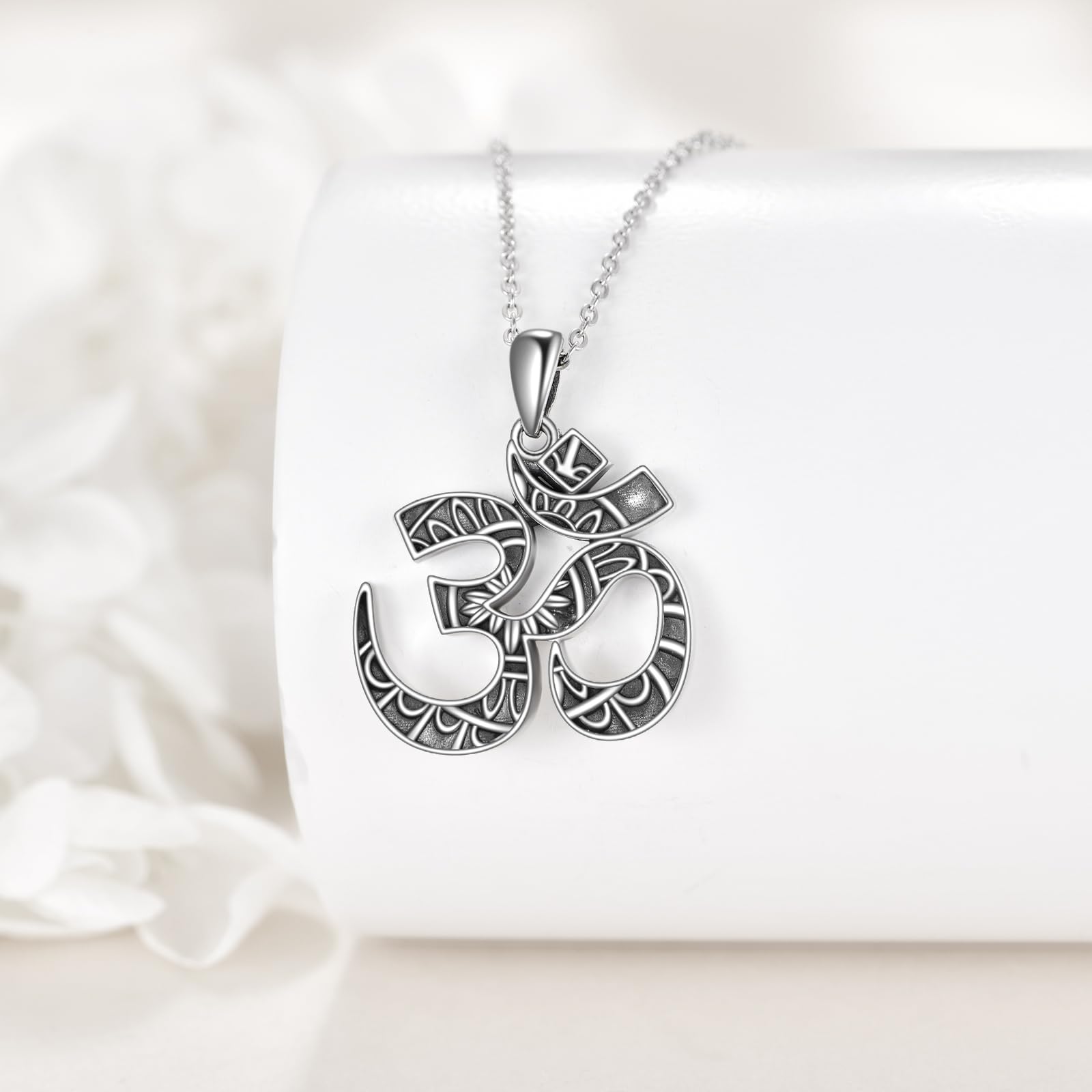 ONEFINITY Om Kette 925 Sterling Silber Om Anhänger Yoga Aum Ohm Halskette Buddhistischer Schmuck Für Damen Herrn