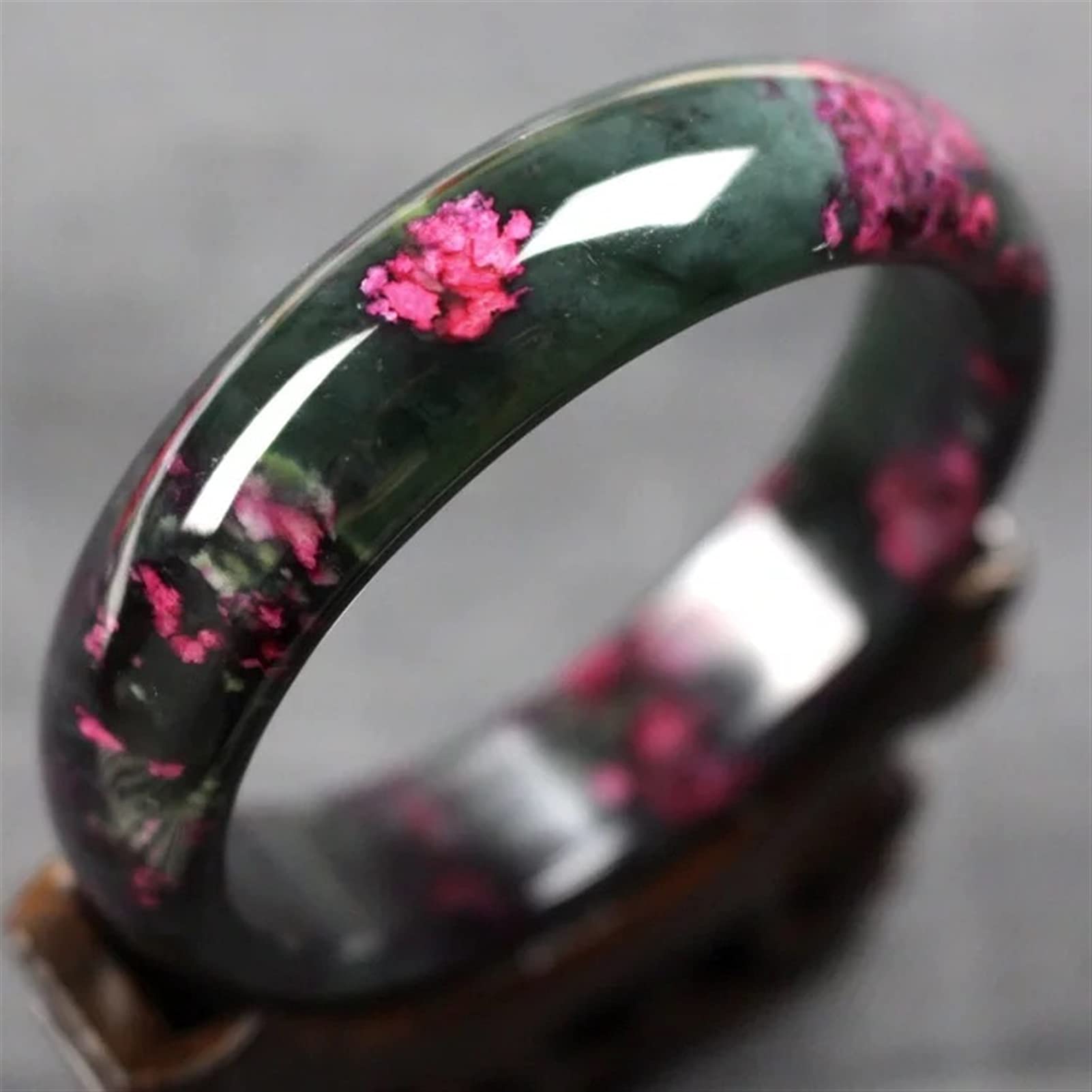 Yzdkj Women's 60-62Mm Natural Color Hand-Carved Jade Bracelet Fashion Jewelry Charm Round Jadeite Bangle Gift Accessories (Gem Color : Multi, Metal Color : )