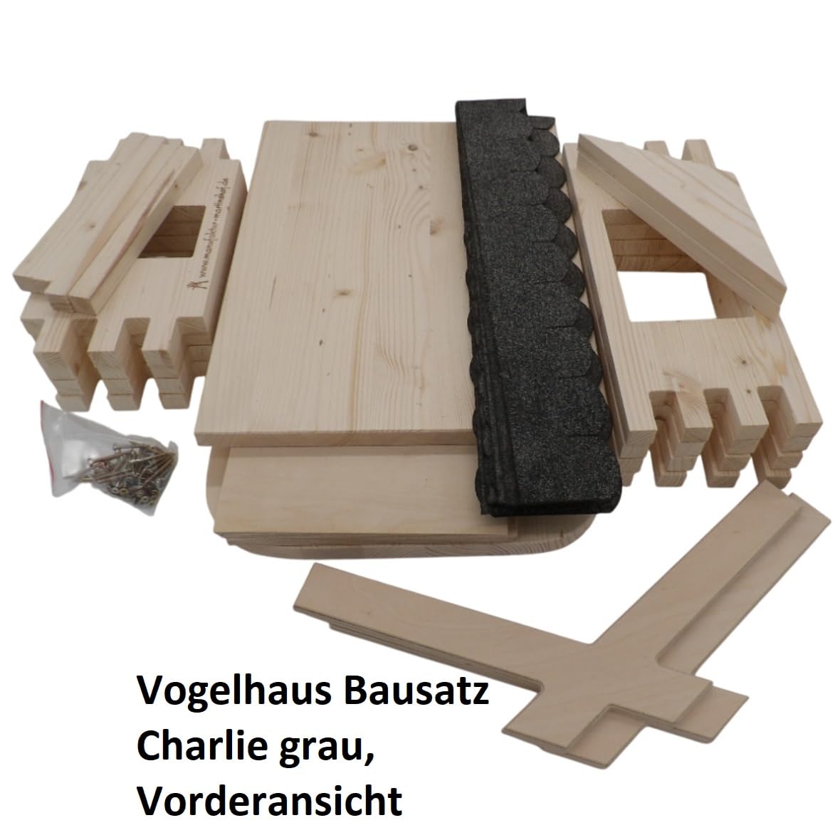 Vogelhaus Bausatz Charlie grau Manufaktur Martinshof L: 47 cm B: 38,5 cm H: 43 cm Material: unbehandeltes Fichtenholz Futterhaus Garten Outdoor Holz Geschenk Balkon
