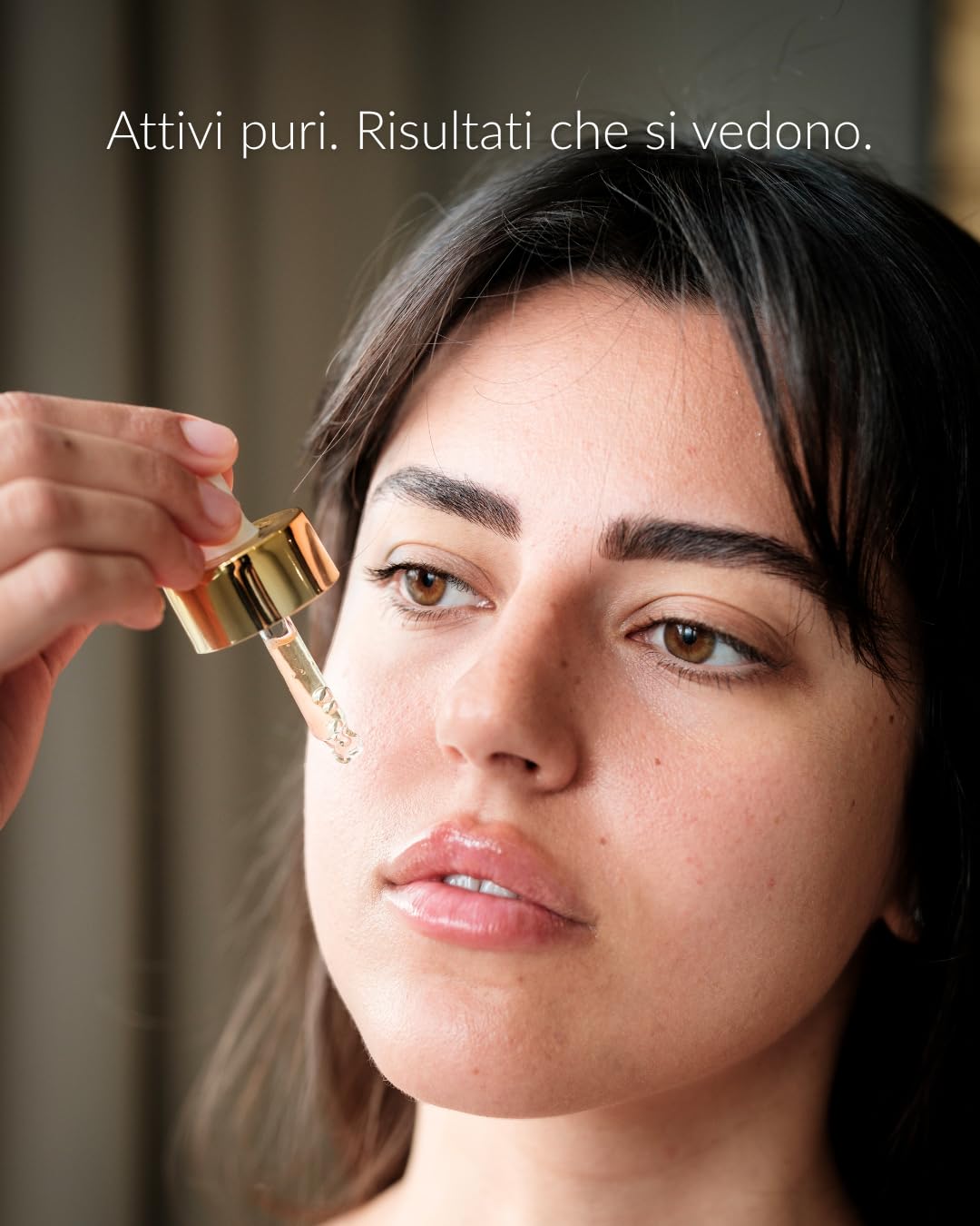 Nejen Supreme Extract Siero Viso Ultra-Lifting - Riduce Rughe e Macchie, Rassoda e Illumina - con Acido Ialuronico a 3 pesi, peptidi e il 93% di ingredienti naturali - Made in Italy