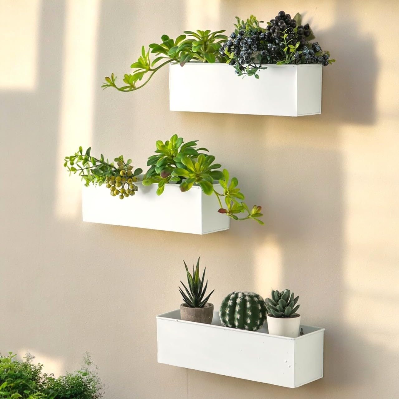 ecofynd Rectangular Metal Wall Hanging Plant Pot, Decorative Modern Indoor Planter Flower Pots, Home Garden Decor Planter for Living Room Bedroom Interior (White, Pack of 3, POT043) (B0D73QWJBX) Amazon Price History, Amazon Price Tracker