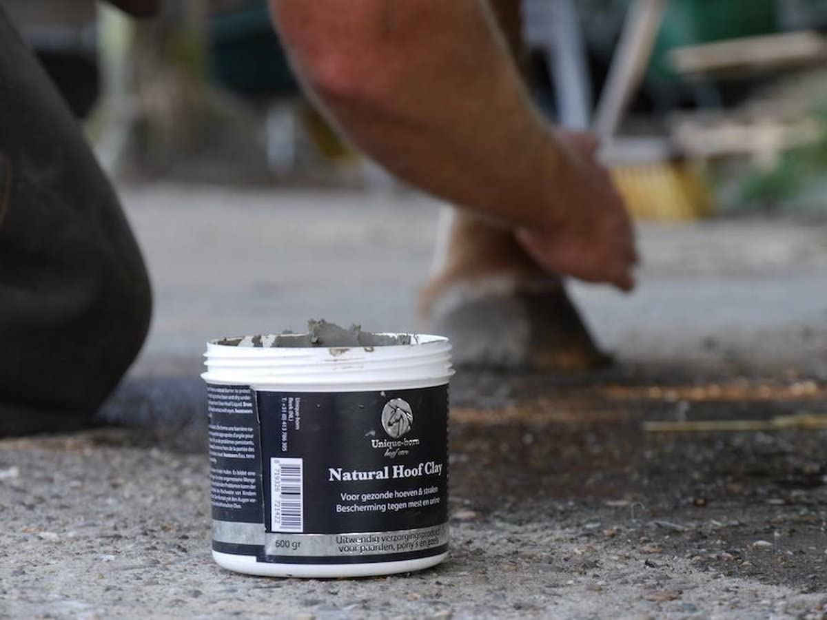 Unique-horn Natural Hoof Clay 600g | Der ultimative Schutz für die Hufe Ihres Pferdes | schützt vor Urin und Mist