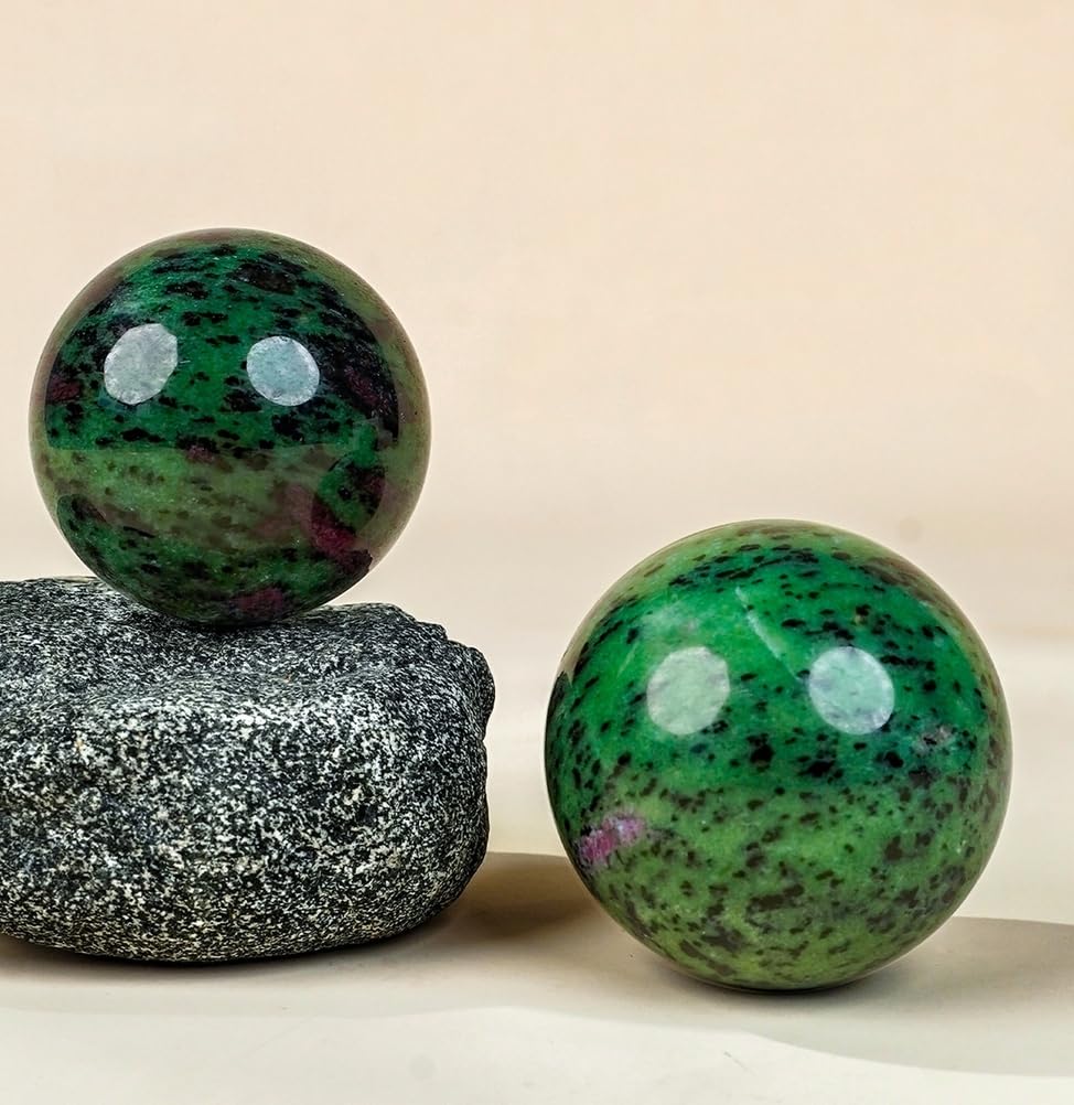 Unikalna Rubinowa Zoisite Naturalna Kryształowa Kula Ręcznie polerowana Kryształowa Kula do Dekoracyjnych Kulek Jogi do Dekoracji Stołu lub Kuchni, 0,70~80mm