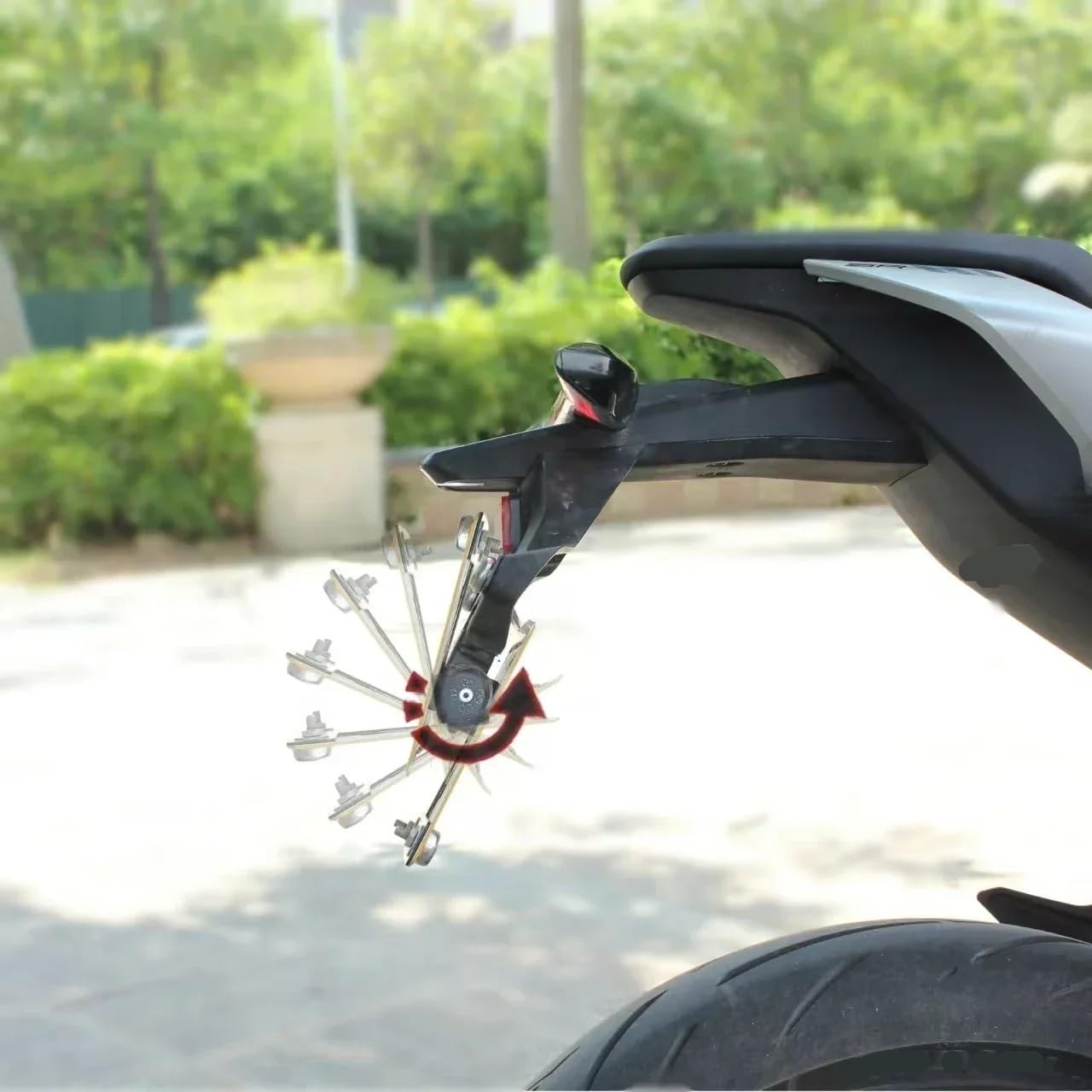 Portatarga Telaio targa regolabile auto-flip per moto 1 pulsante di vibrazione per G310RR S1000RR M1000R F800GS R1250GS S1000XR M1000XR