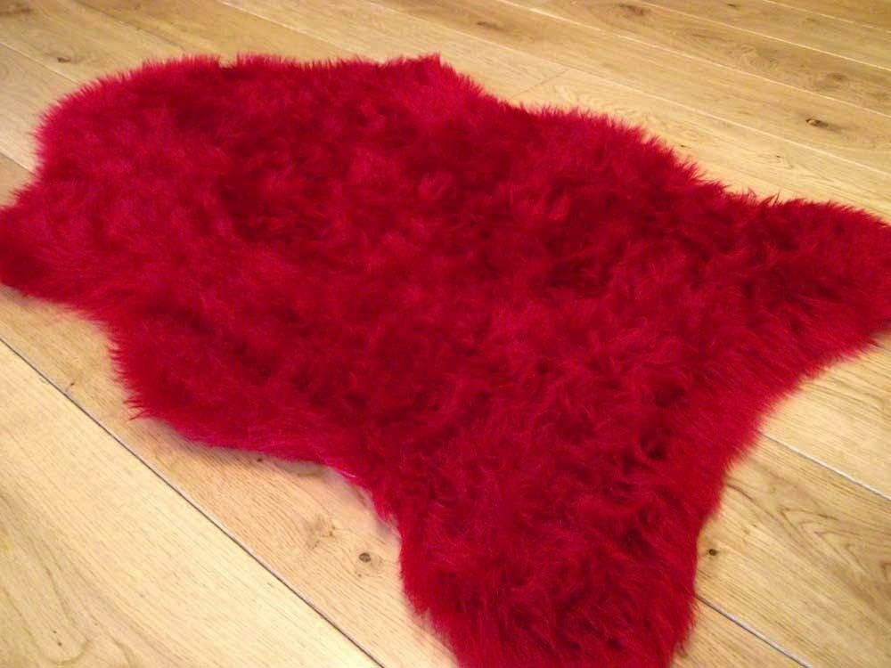 Sheepskin Ruby Red Faux Fur Style Rug (70cm x 100cm)