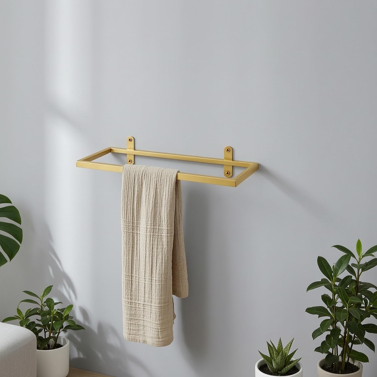 Wall Mounted Wine Rack Universal Thickened Iron Strong Load Capacity Organizer for Red Wine And Towels