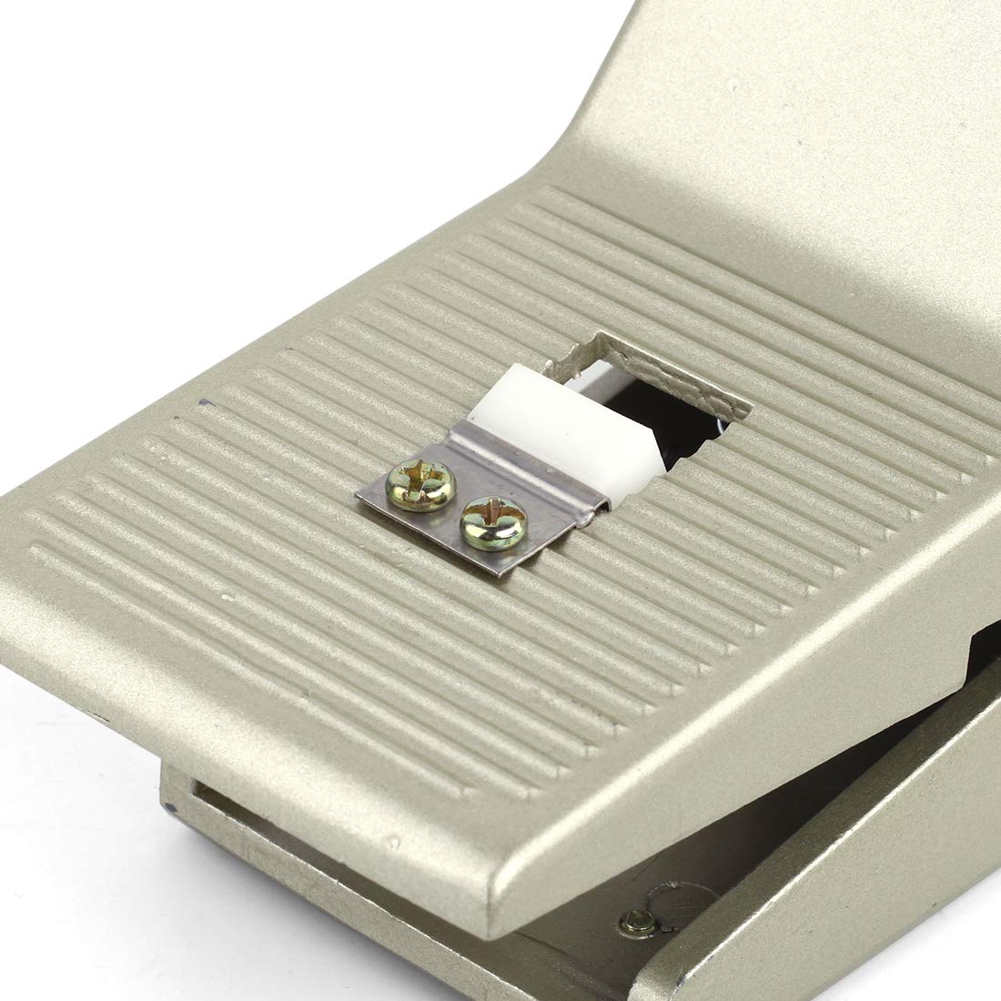 SNS Válvula neumática de pedal de pie, válvula de control de aire, 5 vías, 2 posiciones, rosca G1/4, control de presión de pie, interruptor de pedal con cubierta protectora FOV-320AC