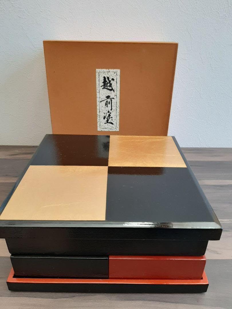 新品！作家もの！金箔！美しい越前塗り市松模様のお重、定価5万円