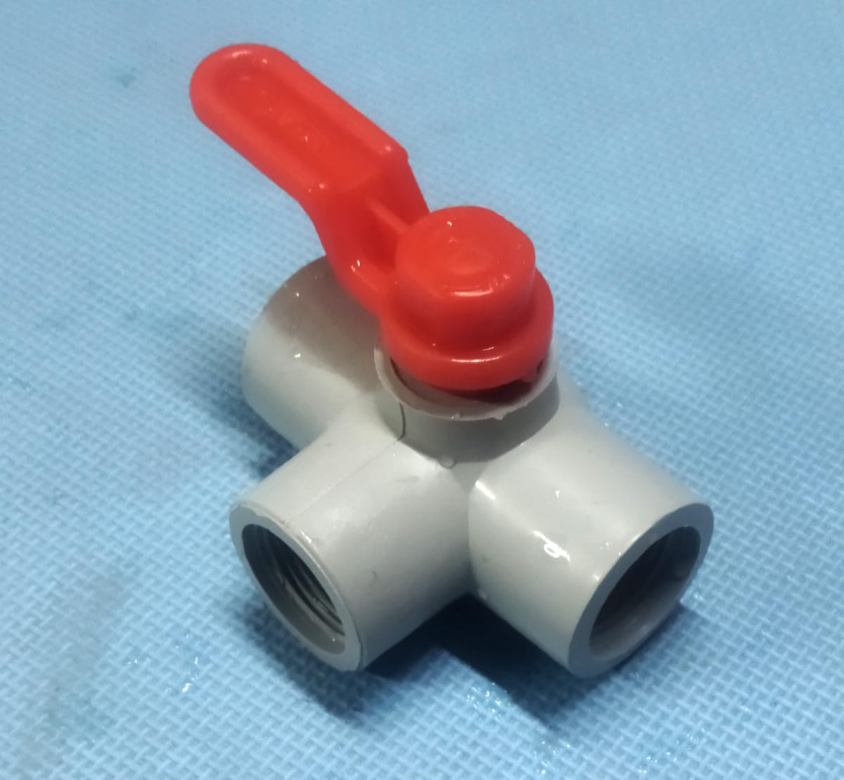 Three Way PVC Ball Valve Threaded 32mm(1 inch) (B0D1GV3M6J) Amazon Price History, Amazon Price Tracker