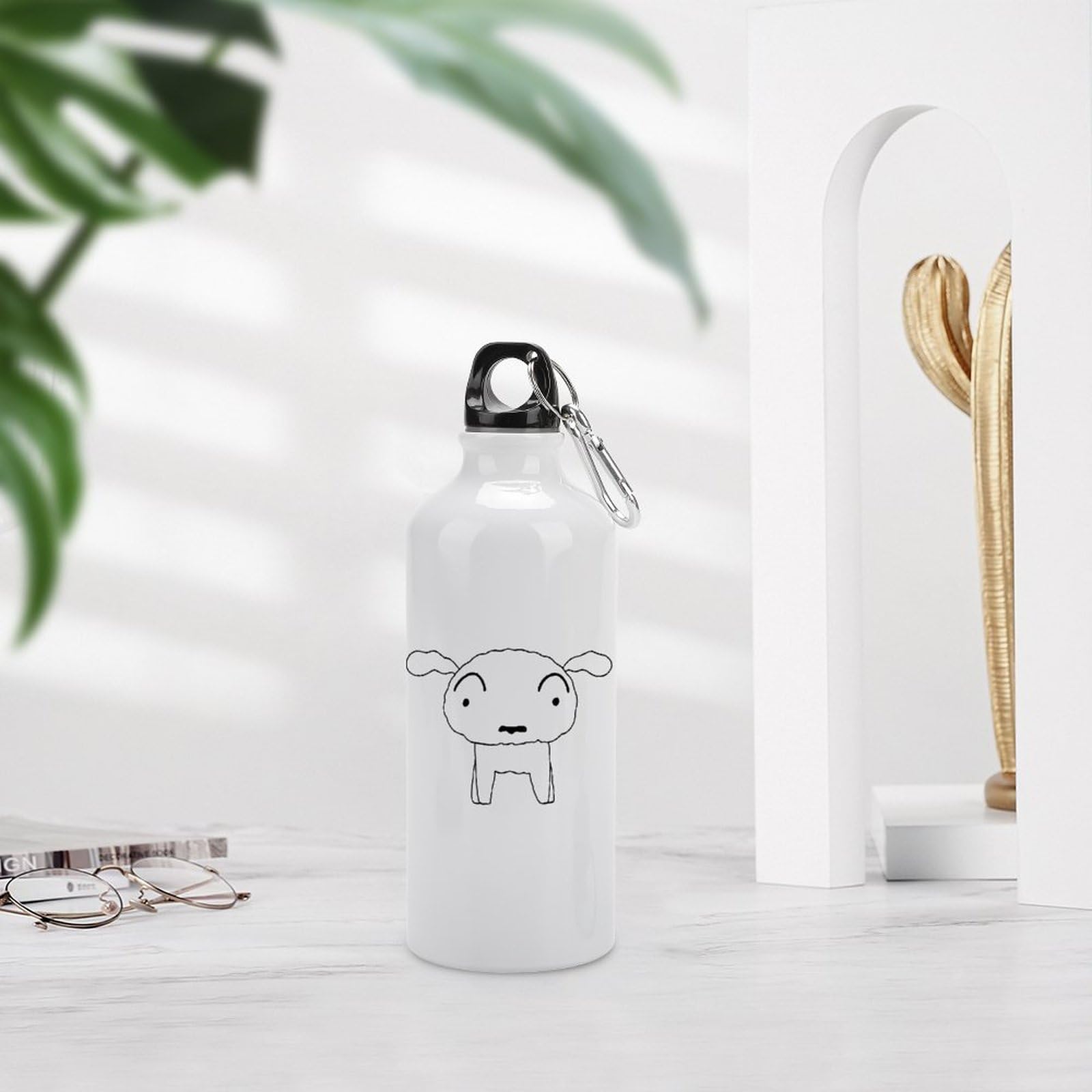 Amazon｜水筒 クレヨンしんちゃん シロ スポーツボトル 600ml 直飲み