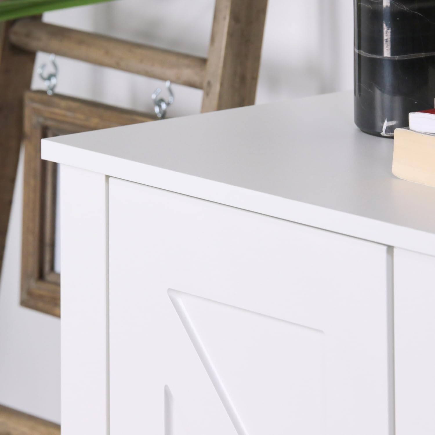 Brigros WeHome - Credenza Cucina Con 4 Ante, Credenza Soggiorno Bianca 150x40x80 Cm, Mobiletto Ingresso Con Maniglie Cromate, Mobile Cucina, Madia Soggiorno Moderna