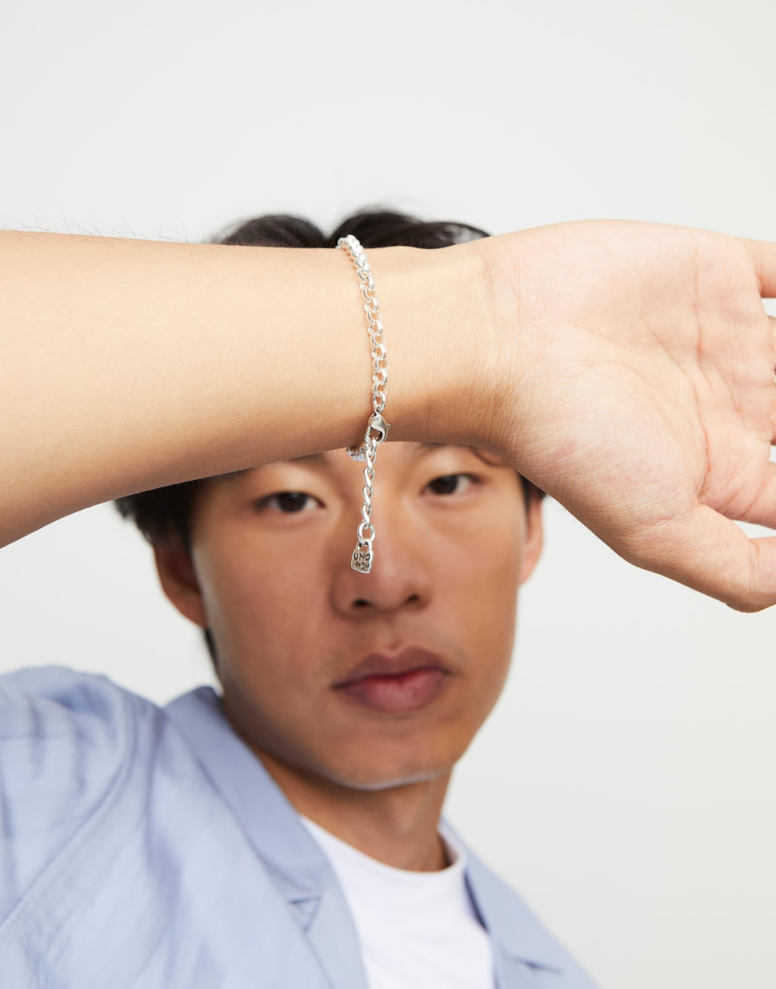 UNO de 50 Pulsera Cadena Bañadas En Plata De Ley