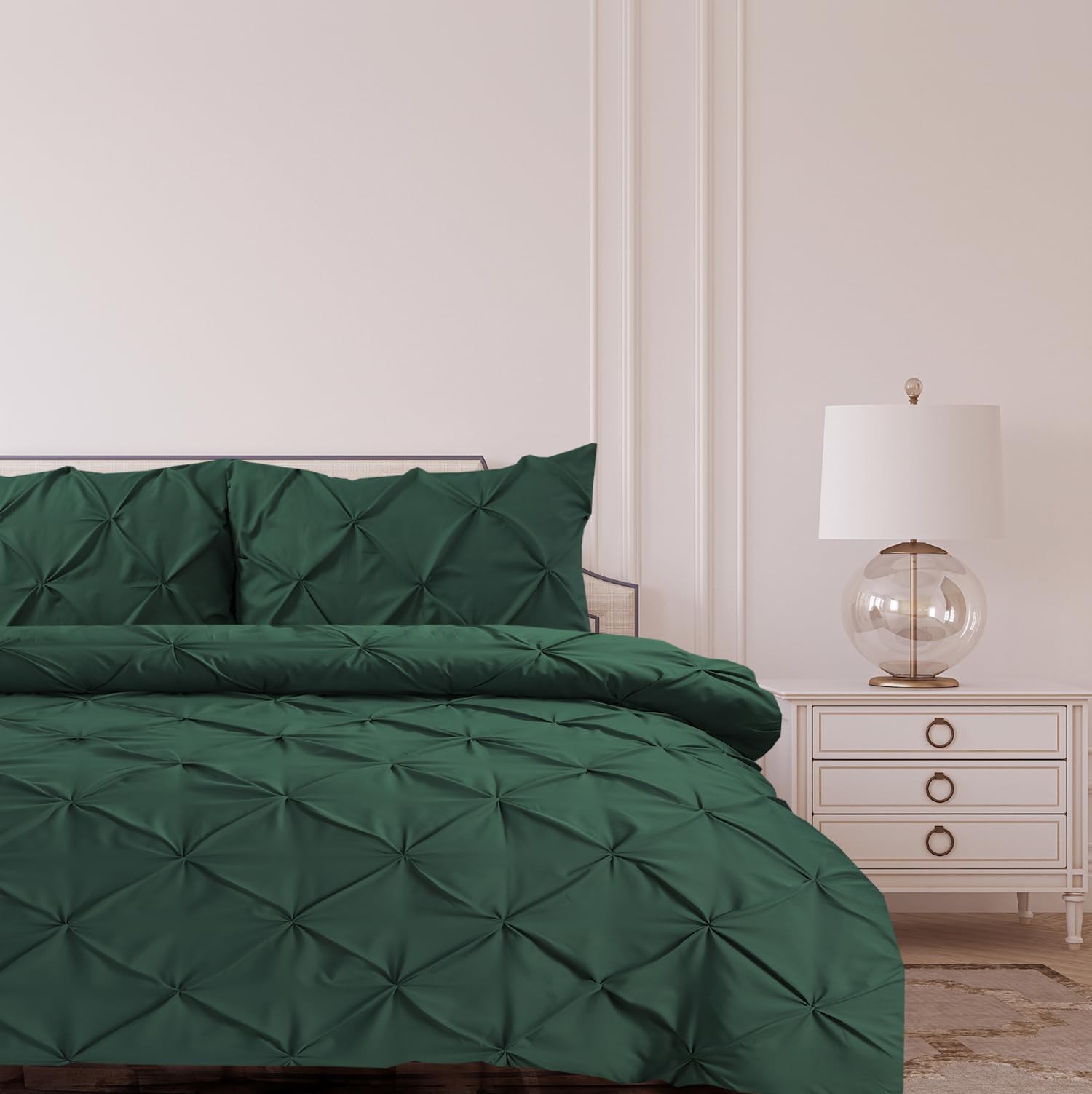 Bronwen Mathews King Size Duvet Cover Set Bottle Green Pintuck Pinch Pleat Soft Microfibre Quilt Cover with 2 Pillowcases