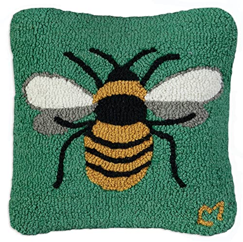 Chandler 4 Corners Artist-Designed Honey Bee Hand-Hooked Wool Decorative Throw