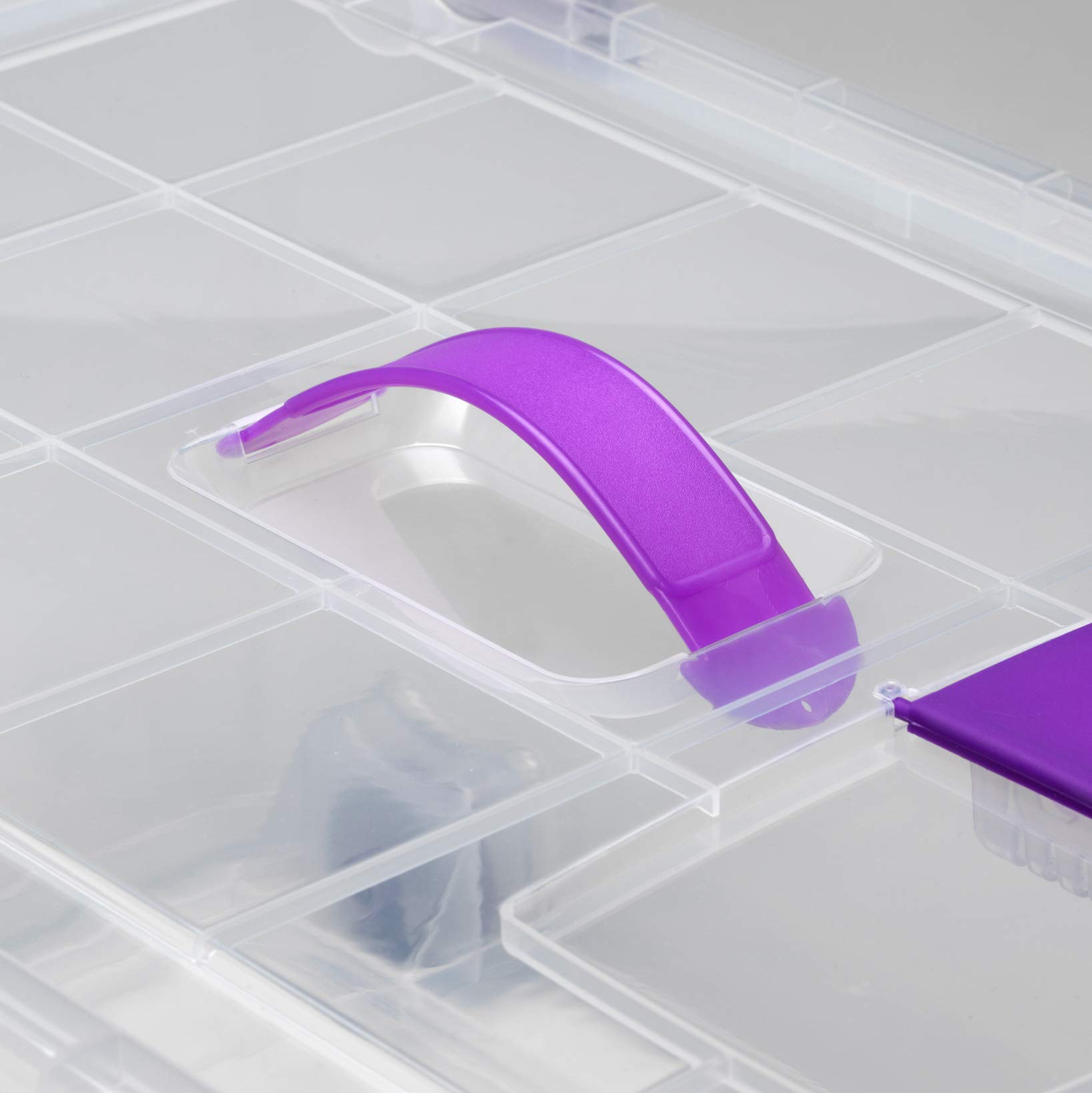 Caja de Plástico con Ruedas 42L – Pack 4- Medidas 585 x 390 x 250 – Apilable y Transparente – Cierres Laterales Seguros, Asas Integradas – Ideal para Juguetes, Ropa, Zapatos y Almacenaje