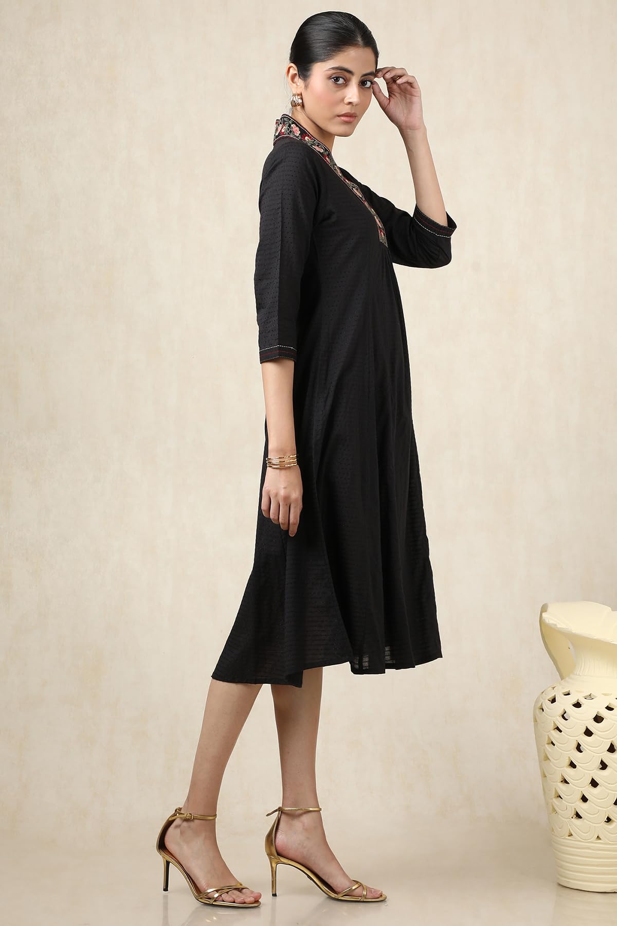Soch Knielanges Dobby-Kleid für Damen aus Baumwolle mit Arbeitsfaden