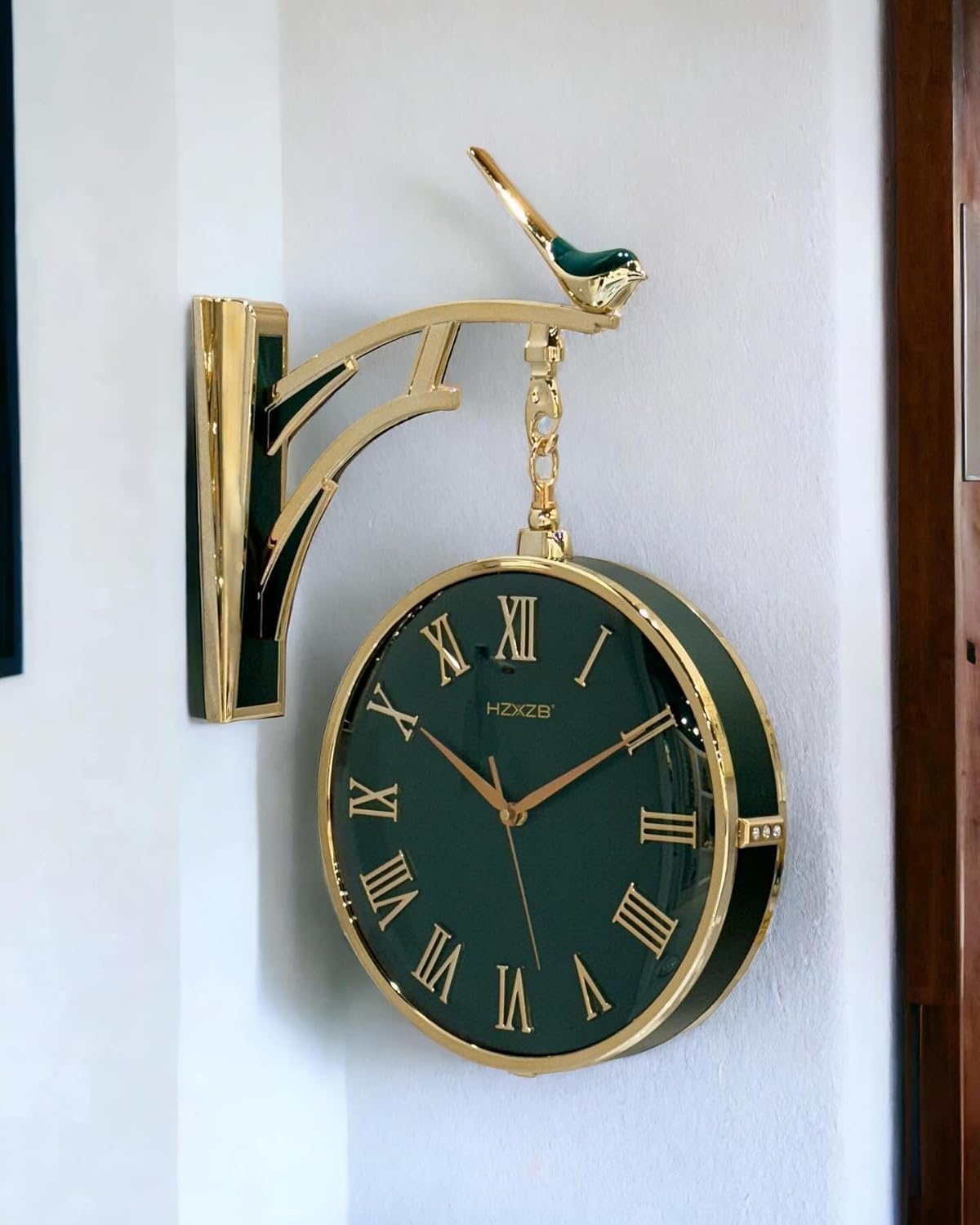 Earwig Double Sided Wall Clocks, Silent Non-Ticking Wall Hanging Decoration Clock, Metal Wall Clock for Home Decor Indoor Outdoor Living Room Study Wall Decoration. (EW-03)